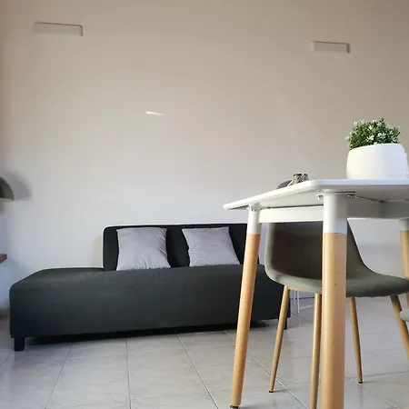 Mave's House 2, Of Como, Near Varenna Appartement